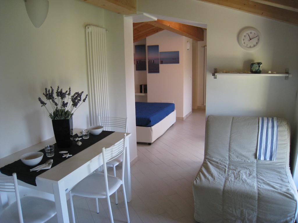 Casa Vacanze Albachiara Μάσσα Δωμάτιο φωτογραφία